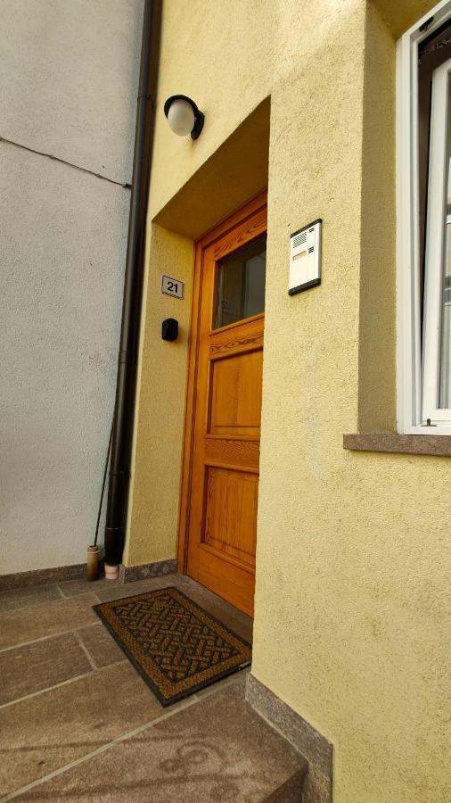 Vila Casa Emma Mezzana  Exteriér fotografie