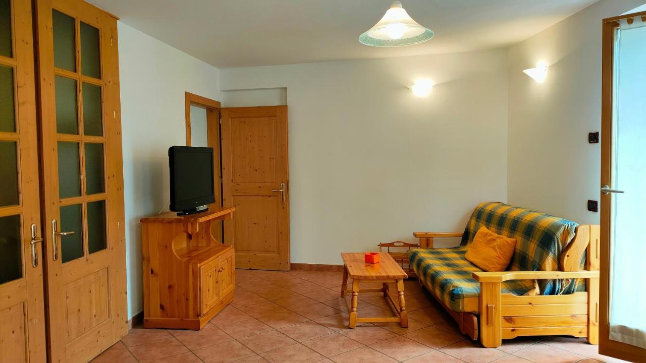 Vila Casa Emma Mezzana  Exteriér fotografie